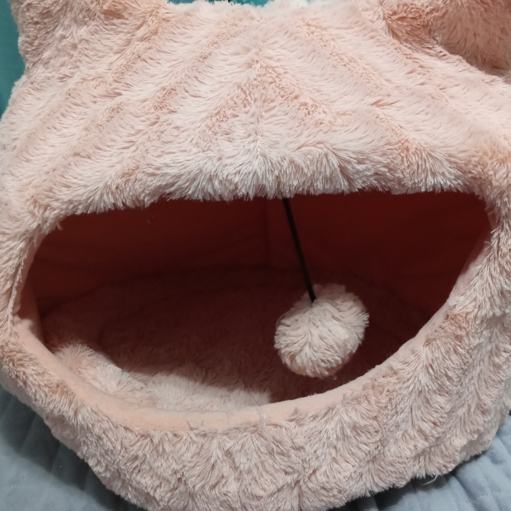 Vintage juicy couture baby pink Cat Bed